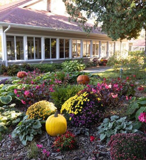 Отель Gordon Lodge