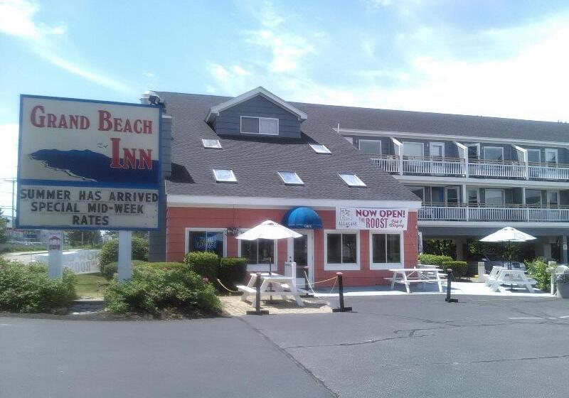 호텔 The Grand Beach Inn