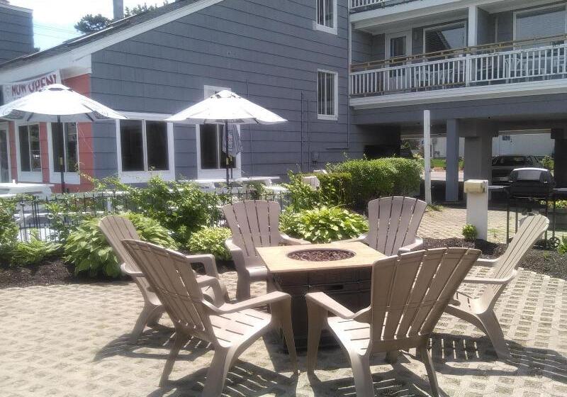 호텔 The Grand Beach Inn