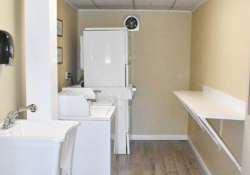 호텔 The Grand Beach Inn