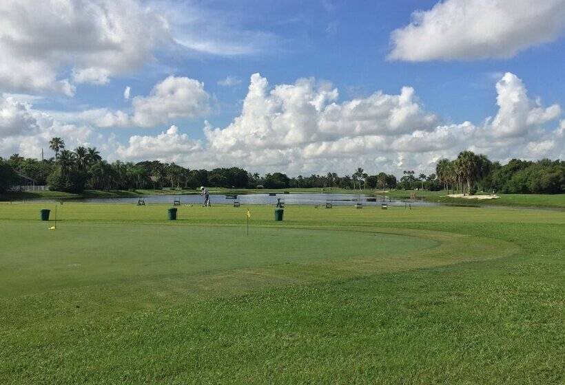 فندق Grand Palms Spa & Golf Resort