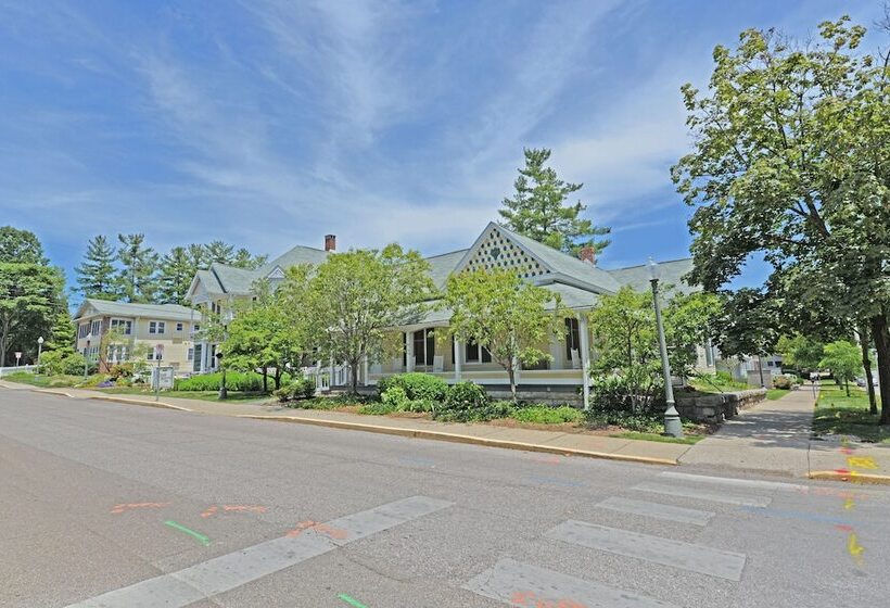 ホテル Grant Street Inn Bloomington