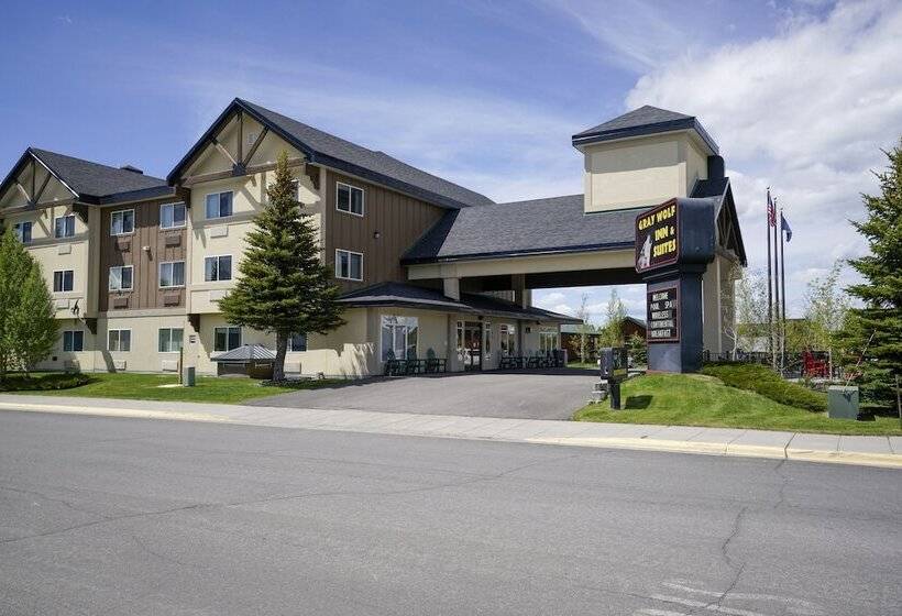 فندق Gray Wolf Inn & Suites