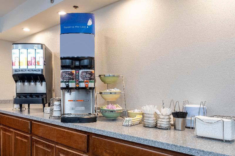 酒店 Hometown Inn By Red Roof East Syracuse