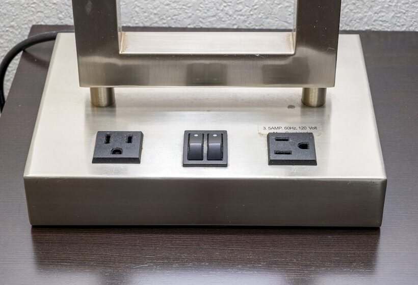 酒店 Hometown Inn By Red Roof East Syracuse