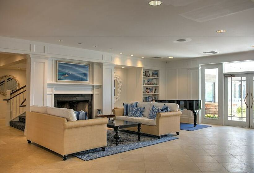 ホテル Icona Avalon