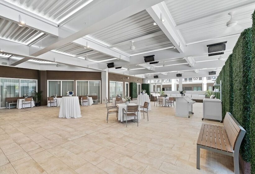 ホテル Icona Avalon