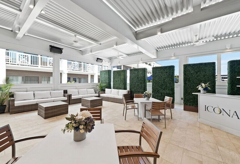 ホテル Icona Avalon