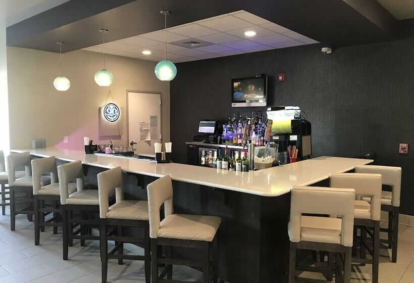 ホテル La Quinta Inn & Suites By Wyndham Fort Collins, Colorado