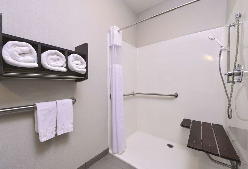 فندق La Quinta By Wyndham Fayetteville