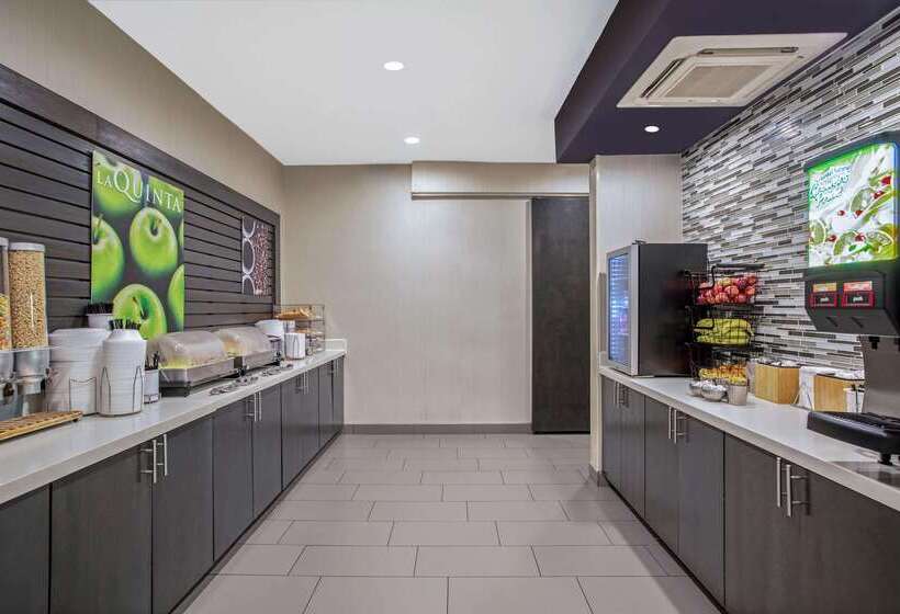 فندق La Quinta By Wyndham Fayetteville