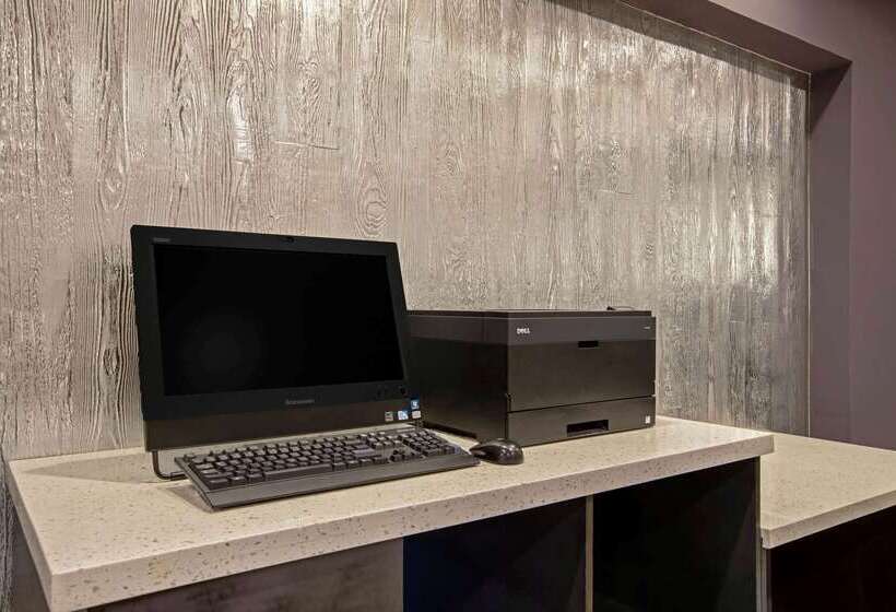 فندق La Quinta By Wyndham Fayetteville