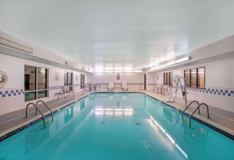 فندق La Quinta By Wyndham Fayetteville