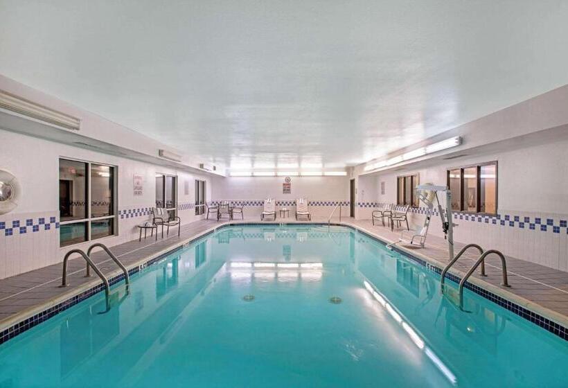 فندق La Quinta By Wyndham Fayetteville