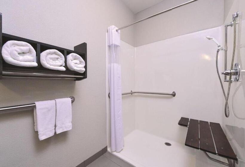 فندق La Quinta By Wyndham Fayetteville