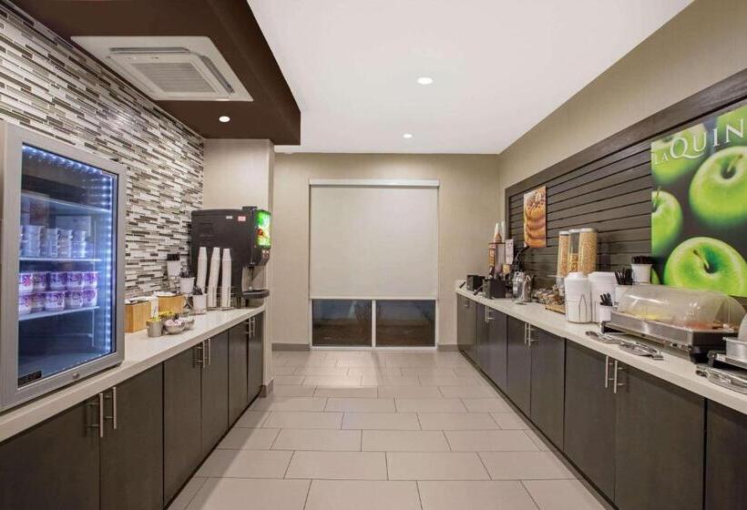 فندق La Quinta By Wyndham Fayetteville