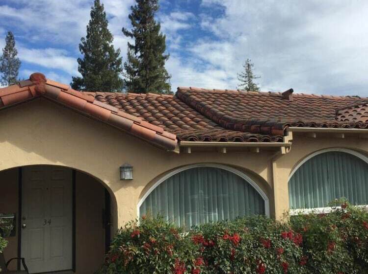 ホテル Los Gatos Garden Inn