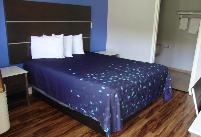 בית מלון כפרי Oasis Inn Sacramento Elk Grove