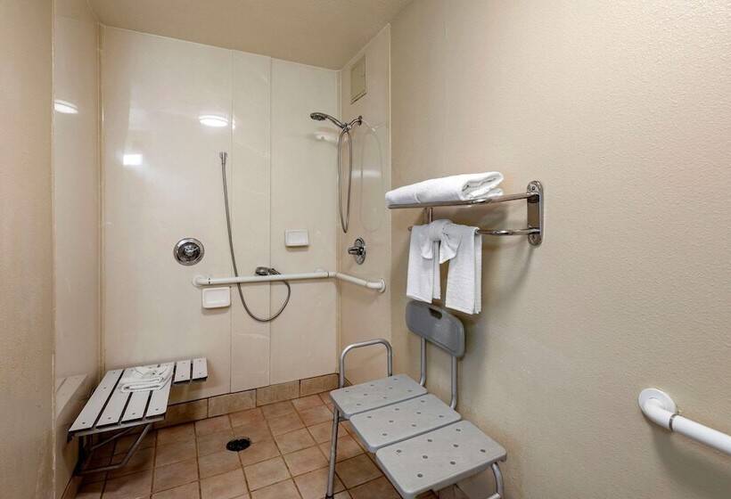 בית מלון כפרי Quality Inn Placentia Anaheim Fullerton