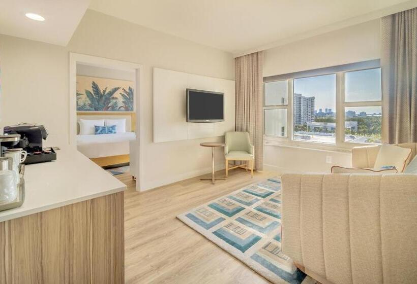 ホテル Radisson Resort Miami Beach