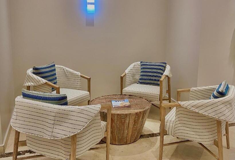 ホテル Radisson Resort Miami Beach