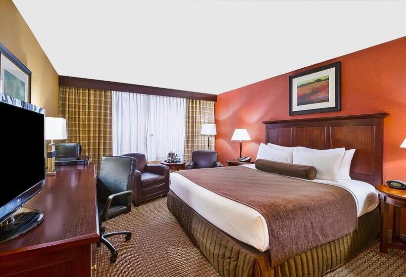 فندق Ramada By Wyndham Cleveland Independence