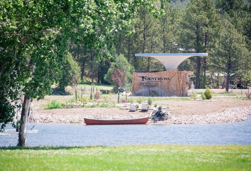 فندق Super 8 By Wyndham Newcastle