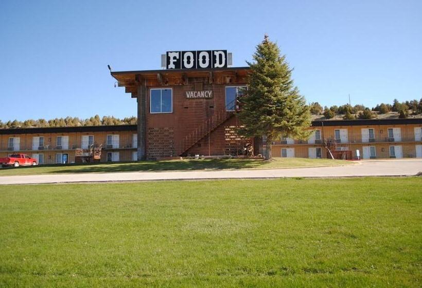 فندق Super 8 By Wyndham Newcastle