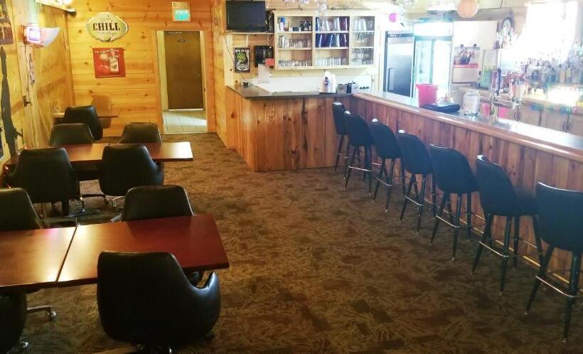 فندق Super 8 By Wyndham Newcastle