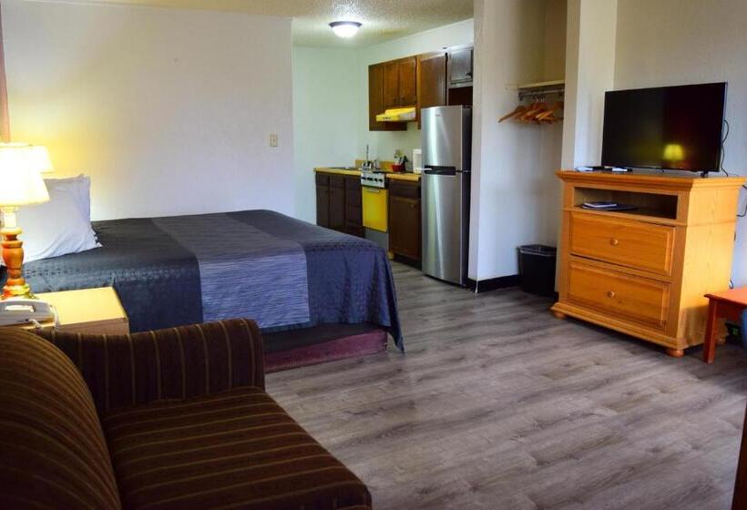 فندق Super 8 By Wyndham Newcastle