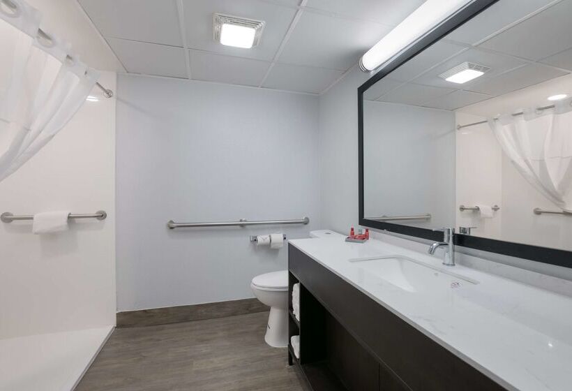 Surestay Plus Hotel By Best Western Gatlinburg