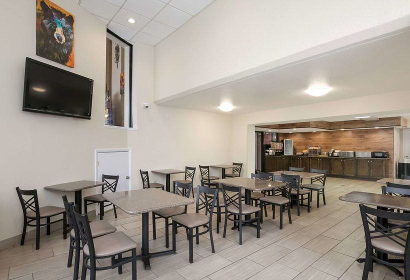 Surestay Plus Hotel By Best Western Gatlinburg