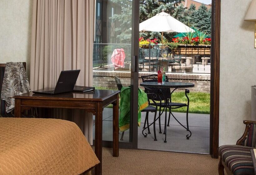 ホテル The Foothills Inn