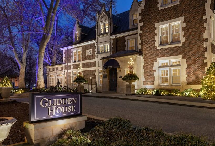 هتل The Glidden House