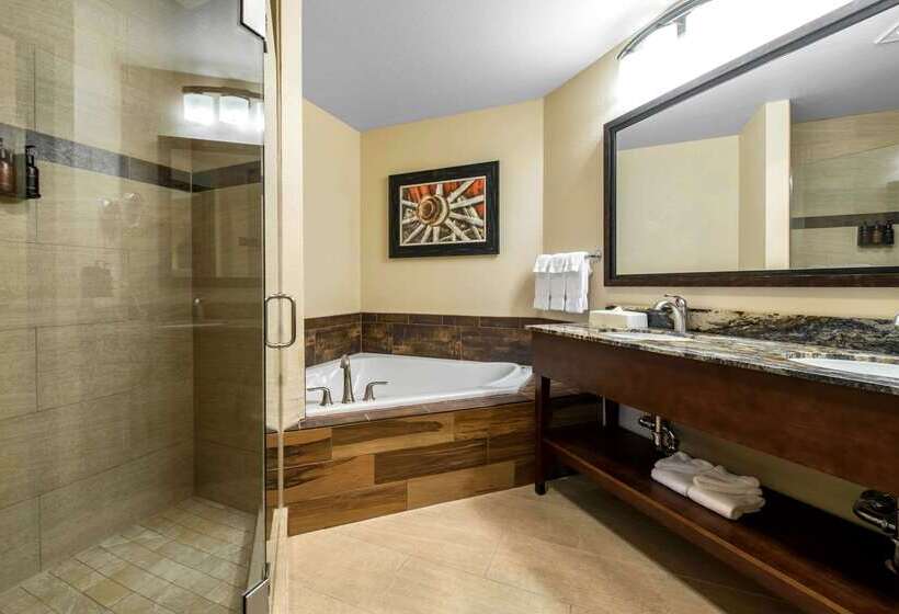 The Golden Hotel, Ascend Hotel Collection