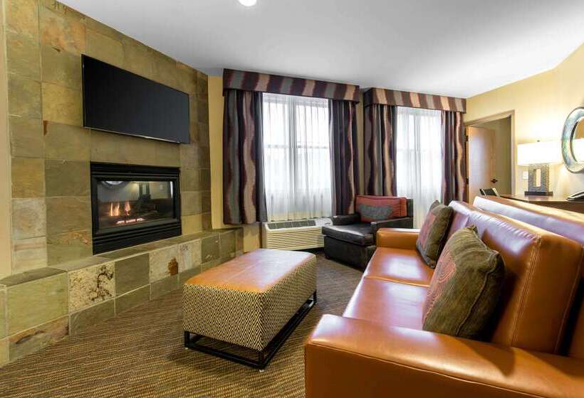 The Golden Hotel, Ascend Hotel Collection