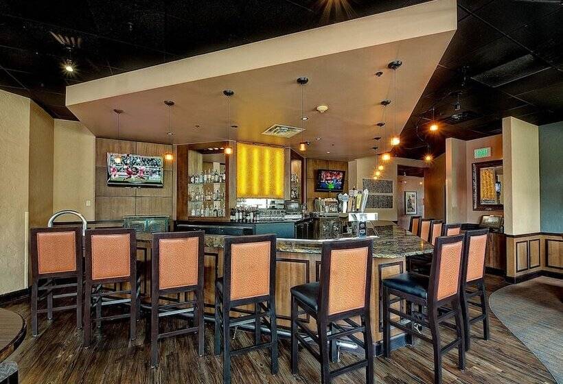 The Golden Hotel, Ascend Hotel Collection