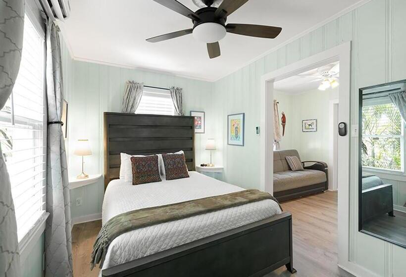 酒店 The Grand Guesthouse