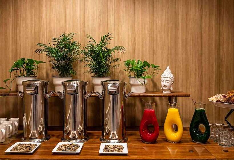 ホテル The Royal Sonesta Portland Downtown