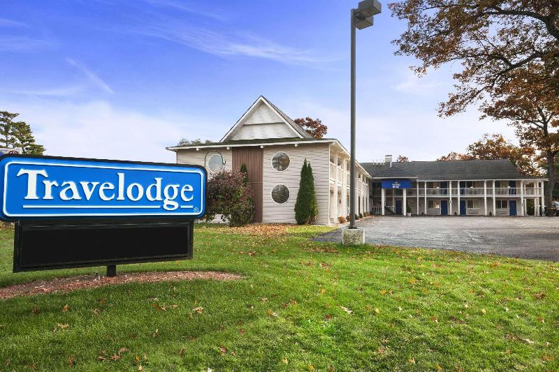 فندق Travelodge By Wyndham Traverse City Mi