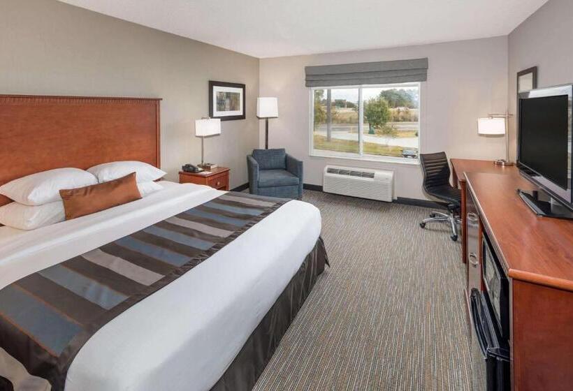 هتل Wingate By Wyndham Shreveport Airport