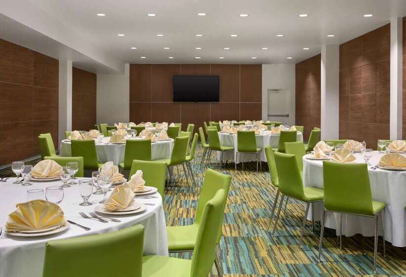 호텔 Wyndham Anaheim