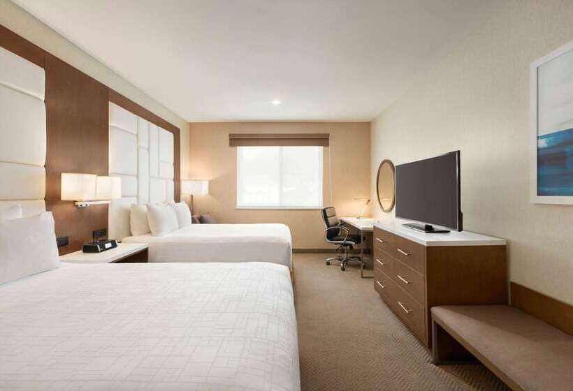 ホテル Wyndham Anaheim