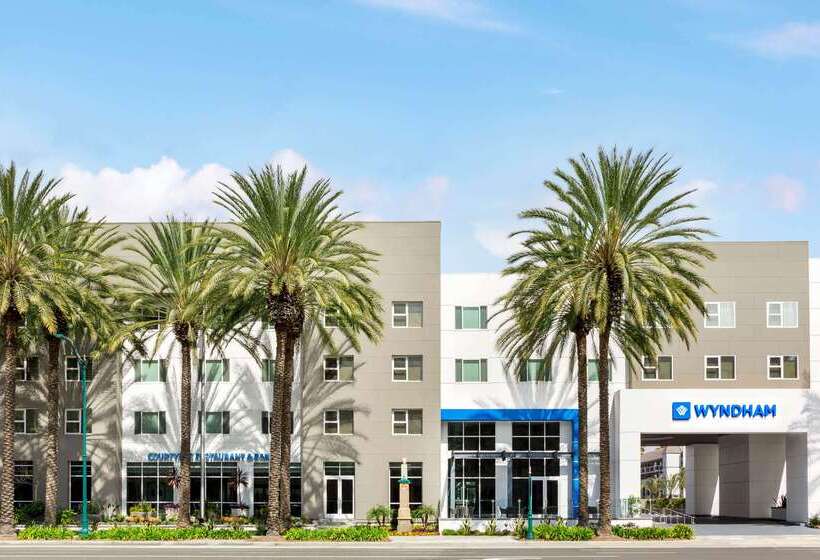 ホテル Wyndham Anaheim
