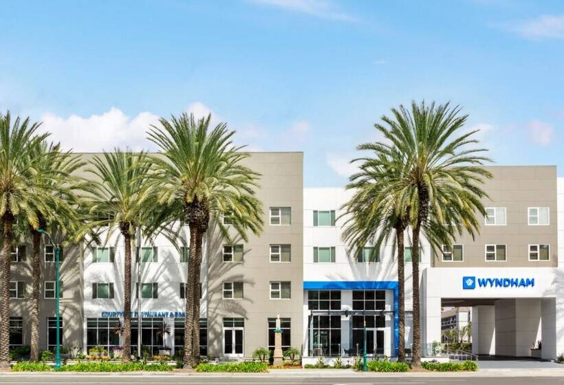 ホテル Wyndham Anaheim