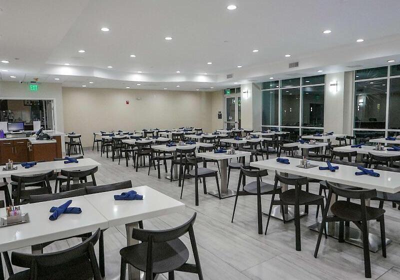 호텔 Wyndham Anaheim