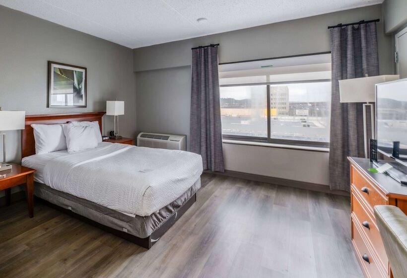 La Quinta By Wyndham New Haven