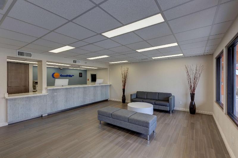 هتل Comfort Inn Sea World Area