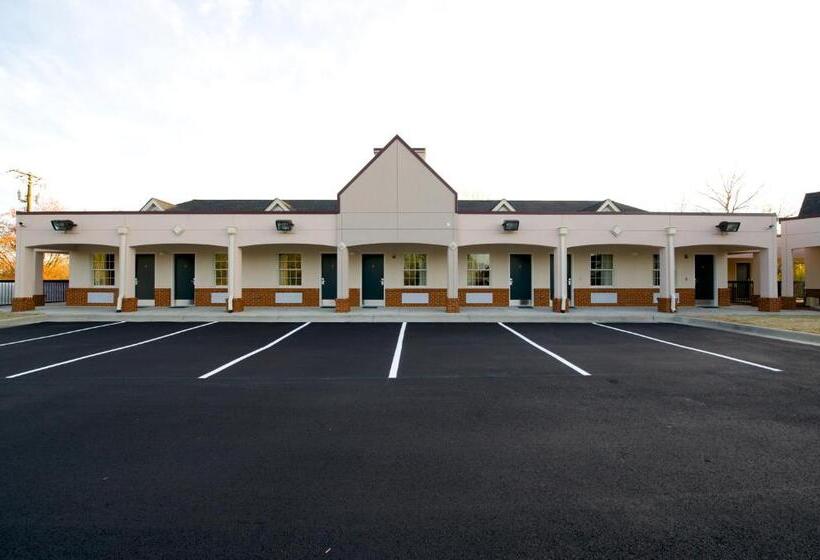 فندق على الطريق Executive Inn & Suites Upper Marlboro