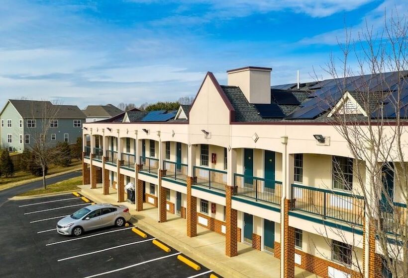 فندق على الطريق Executive Inn & Suites Upper Marlboro